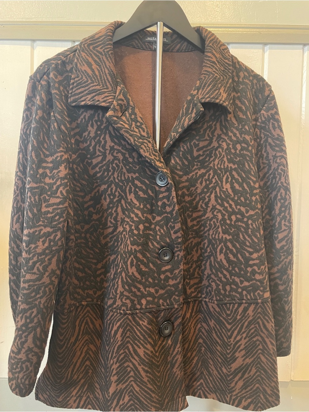 Notations Brown Animal-Print Button Jacket size XL